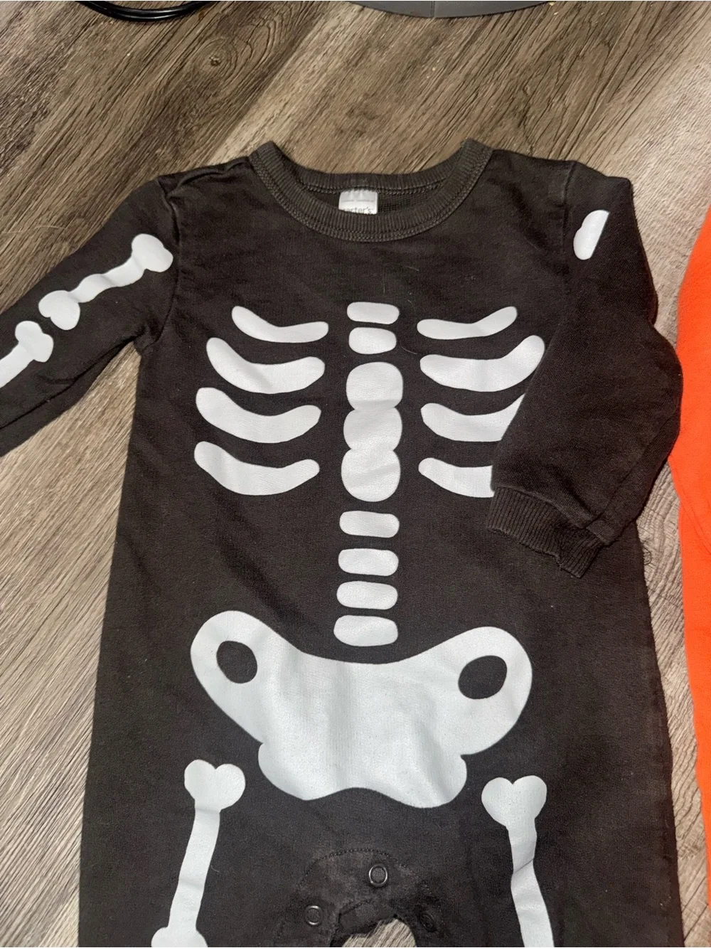 Carter’s Baby Boy Halloween Lot Skeleton & Pumpkin Bodysuits Size 18 Months